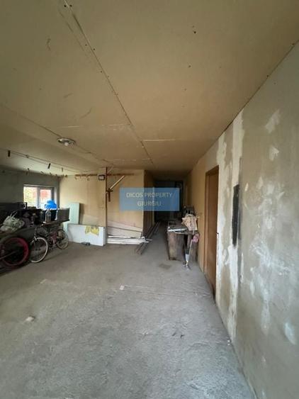 Casă P+M pe strada Tineretului - 9