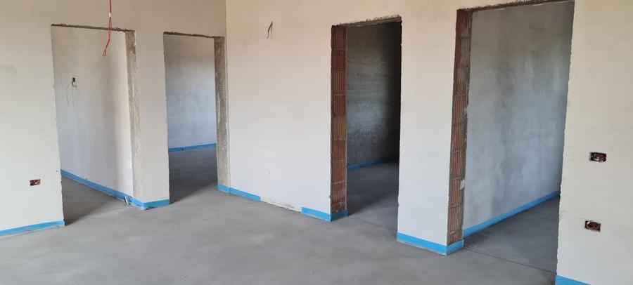 Casa de vânzare cu 3 fronturi stradale - 3