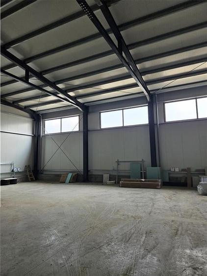 Spatiu 650 mp - Showroom Comercial - Depozitare - 18