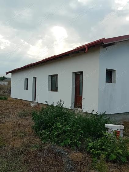 Vand casa P+ mansarda cu potential turistic in comuna Murighiol - 1