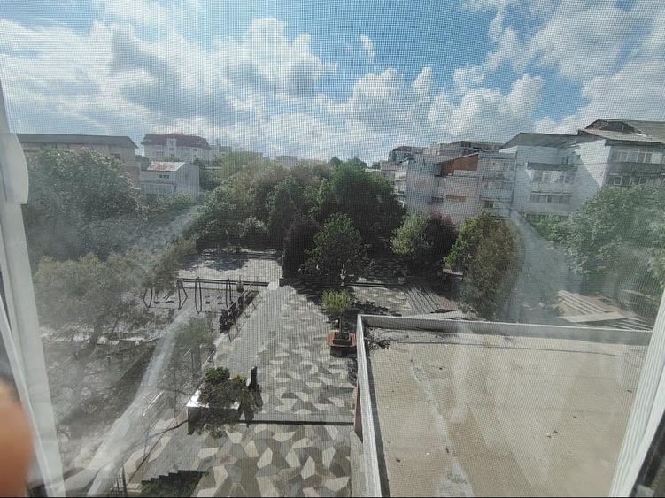 P.F închiriez apartament 2 camere , decomandat, 64 mp pe Esplanada Oancea - 4