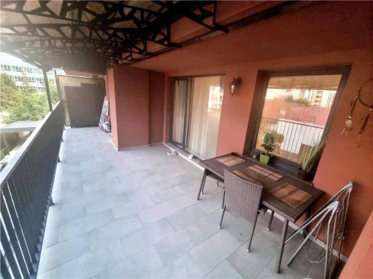 Inchiriez apartament ultracentral, complet mobilat ?i utilat - 8