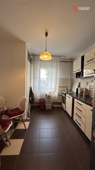 Apartament cu 3 camere si garaj, zona Simion Barnutiu - 17