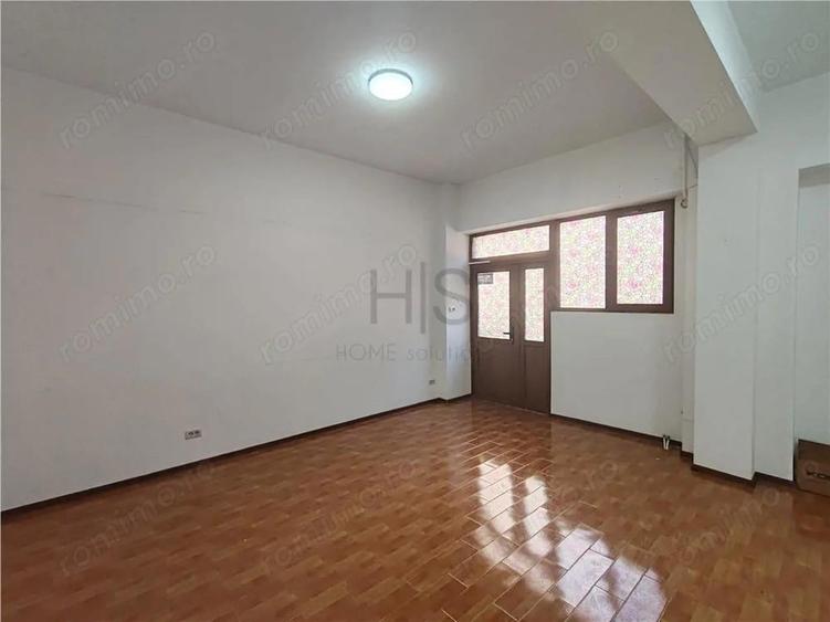De vanzare spatiu comercial zona Centru - 1