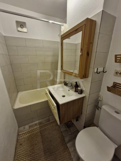 Garsoniera la 4 minute de mers pe jos de statia de metrou Muncii - 12