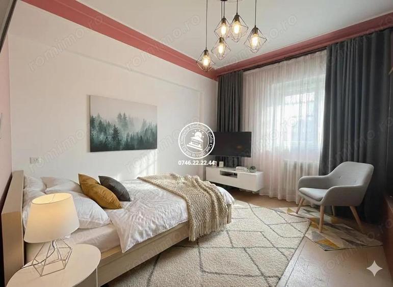 Apartament 3 camere de vanzare Centru - 5