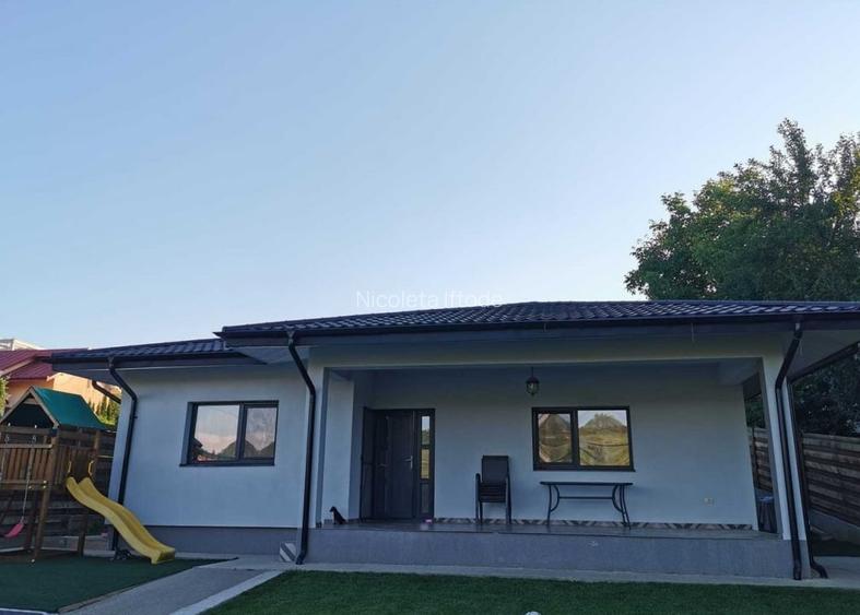 Casa parter, 4 camere, 2 bai, mobilata cu 450 mp teren in zona Valea Lupului Casa parter, 4 camere, 2 bai, mobilata cu 450 mp teren in zona Valea Lupului