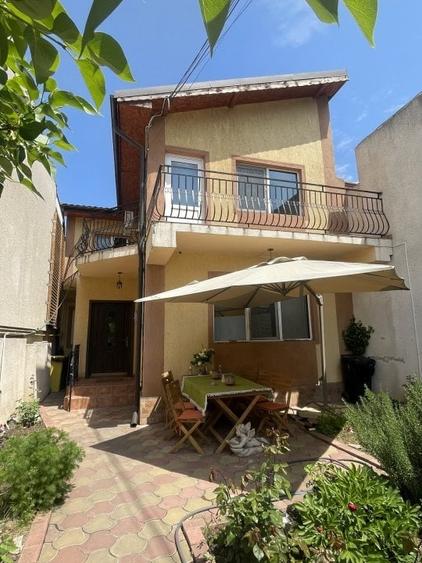 Tomis I, vila P+1 cu 4 camere, 2 balcoane, curte, loc de parcare - 3