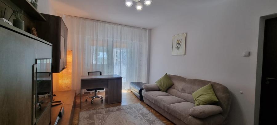 Închiriez apartament 2 camere ultracentral - 2