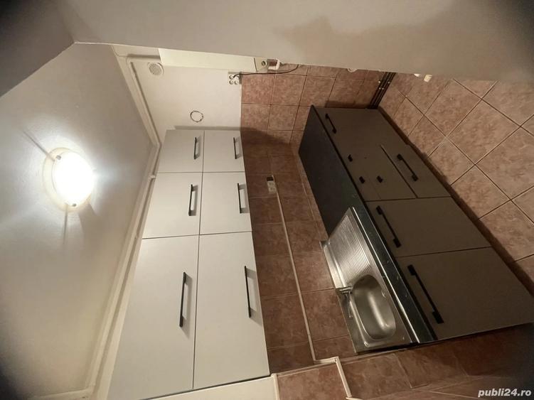 Dau in chirie garsoniera, vis a vis de Vivo mall, et 4 din 7, bloc cu lift - 2