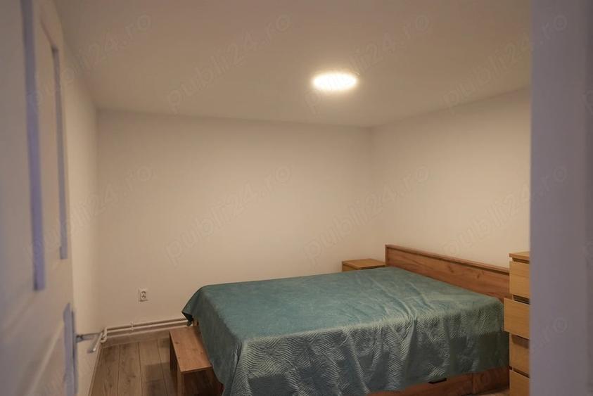Casă cu Teren 1200 Mp în Runcu