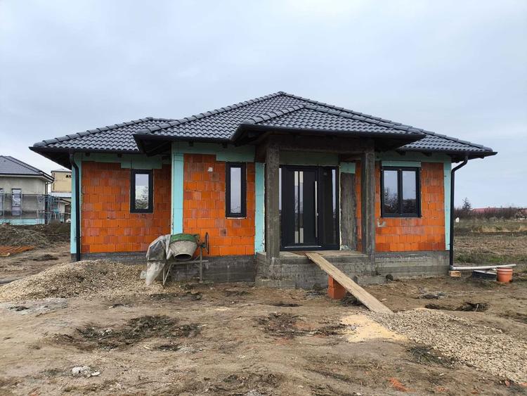 Oportunitate pentru cumparare casa noua - 1