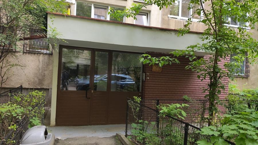 Garsonieră decomandată în Tineretului