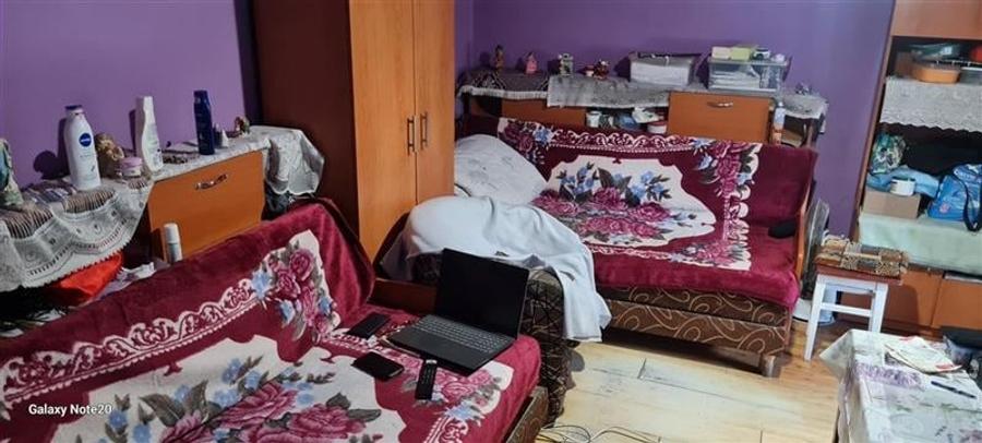 CASA PE COLT IN SIRIA CU TEREN MARE - 11