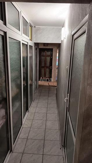De vanzare apartament 3 camere decomandat zona I.C Frimu