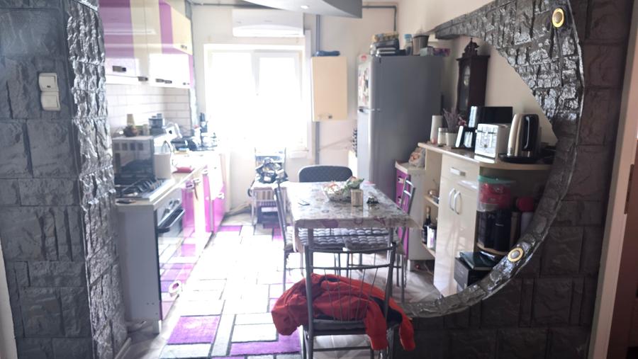 Vand apartament cu 2 camere decomandat in Deva, zona Eminescu (Profi), etaj 1, - 3