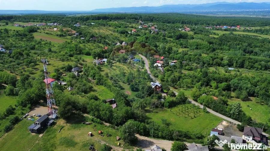 Casă cu 2 camere cu Teren 450 Mp în Remetea Chioarului