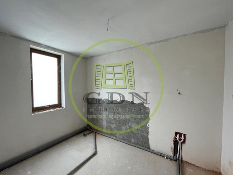 Casă semifinisată P+1 cu teren de 710mp în proximitatea centurii de Nord Craiova - 10