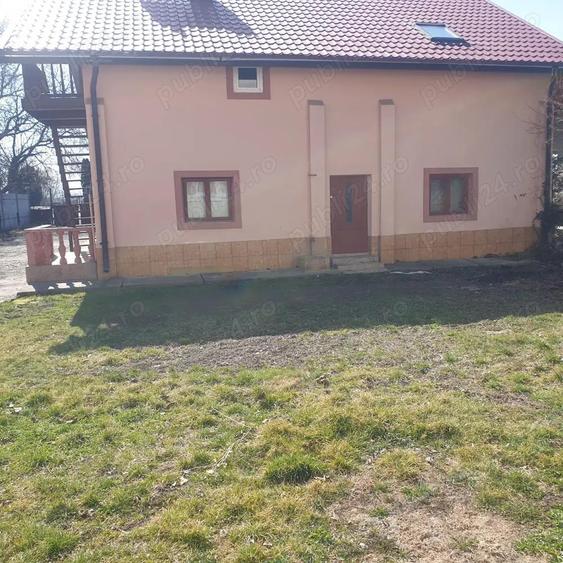 Casa Vadu Moldovei... 2 imobile...14 camere - 13