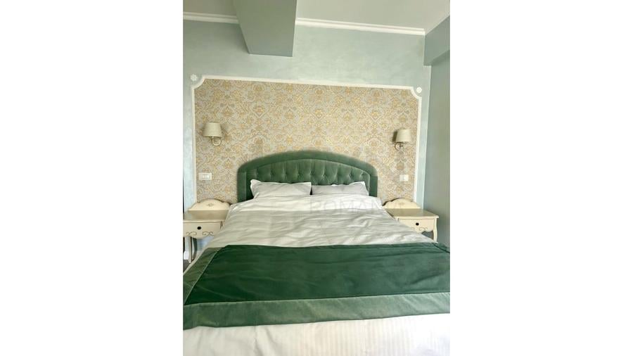 REA1019300 Studio Blue Bike Mamaia - 4