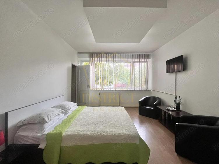 Pensiune superba cu piscina | COMISION 0 | Girocului - 1