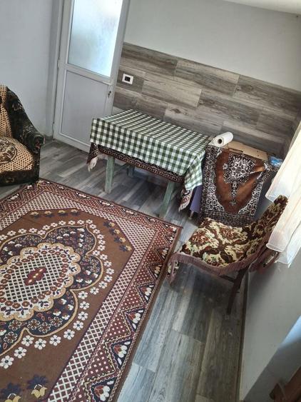 Casa la tara cu gradina - 1