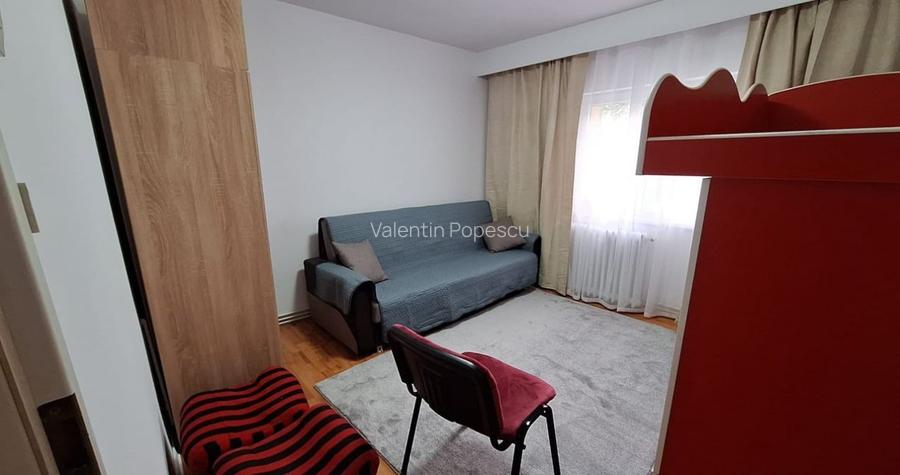 Apartament 2 camere, 51 mp, 2 balcoane de 10 mp, zona Semicentrala