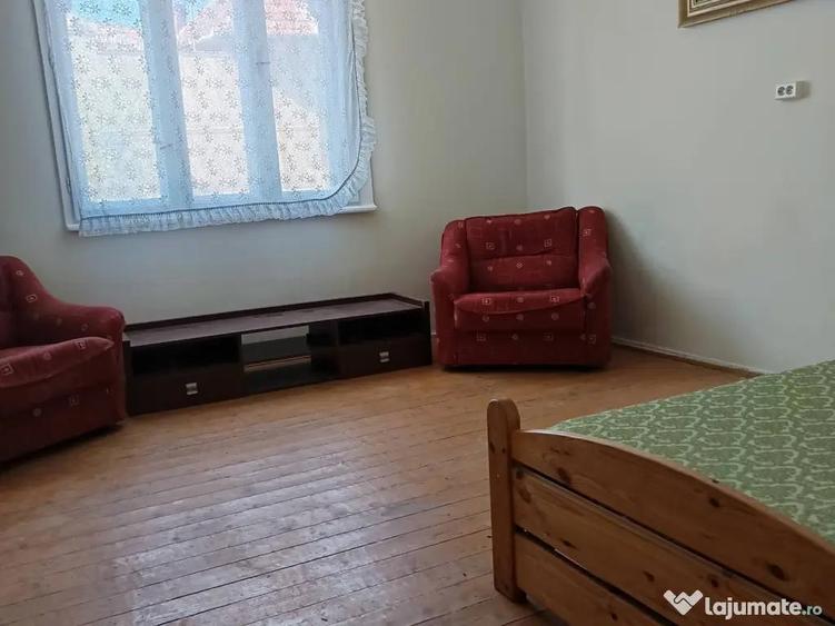 Inchiriez casa 3 camere zona Gradiste - 3