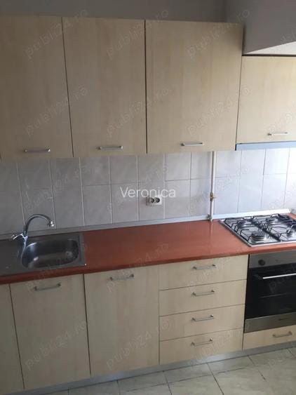 Inchiriere apartament 3 camere decomandat, bucatarie mobilata, Nerva Traian