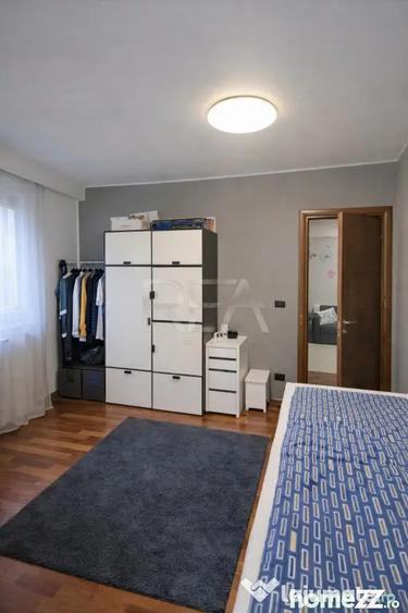 3 camere Vatra Luminoasa, centrala, et. 3, an 2013, 72 mp - 12
