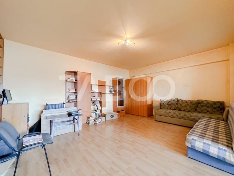 De vanzare apartament cu 3 camere zona strazii Nasaud Marasti - 2