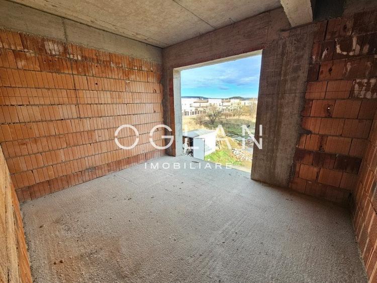 Casa duplex P+E+Etaj Retras, Selimbar, COMISION 0% - 7