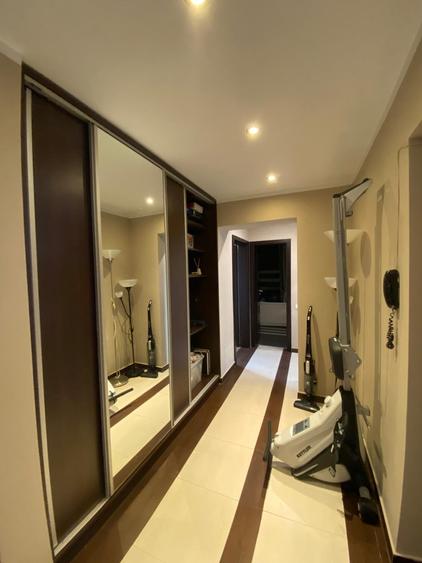 Bulevardul Decebal - 9