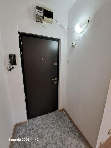 Garsoniera 350 metri de Metrou si AFI - 5