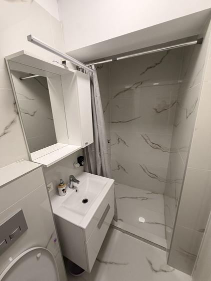 Garsoniera Biruintei 81 - etaj 5 - 7