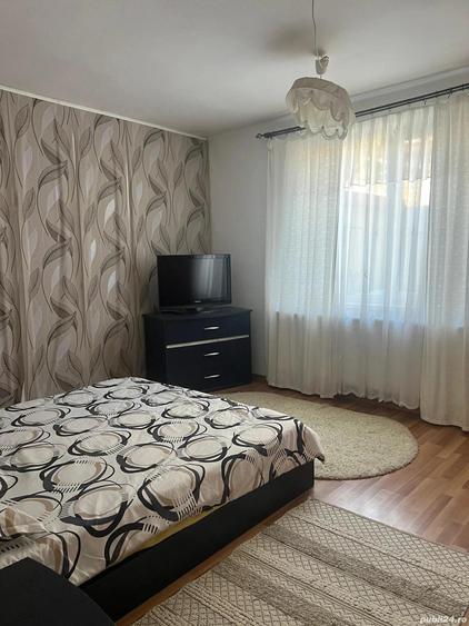 Casa parter + etaj mobilata zona centrala - 2