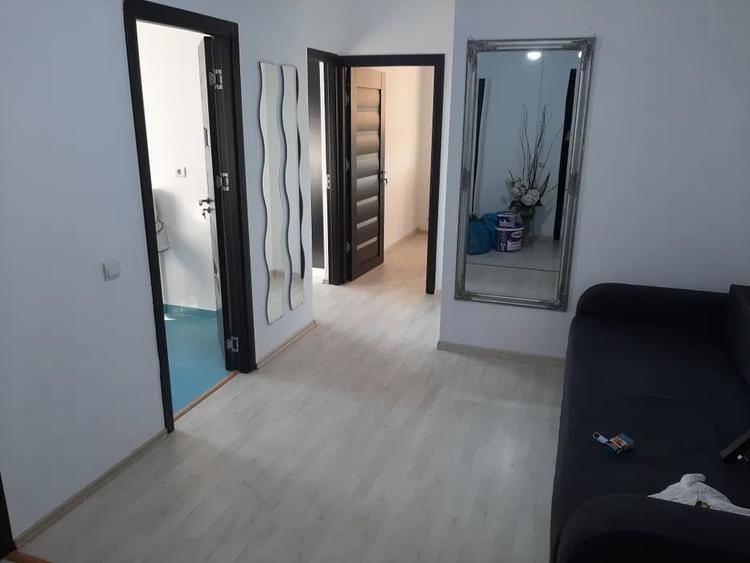 APARTAMENT DE VÂNZARE CU 3 CAMERE IN ZONA BUCUREȘTI-NOI SEC.1 - 1