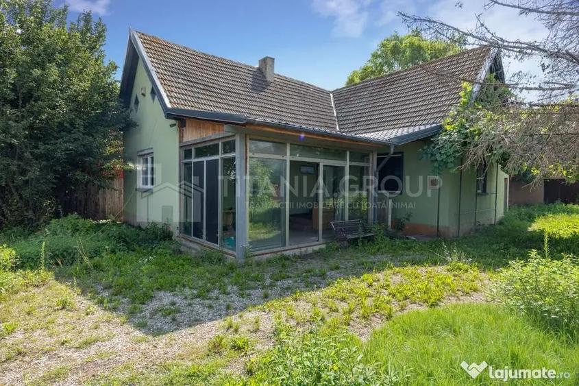 Casă cu 3 camere cu Teren 2200 Mp în Centură