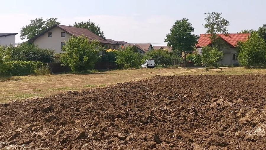 C.U.G. , loturi de 700/730/770 mp ,Mega image CUG la 300 Mde locatie,FULL - 3