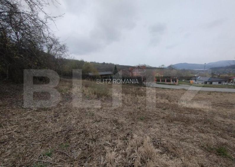 Teren intravilan, 2 fronturi+utilitati la front, 9,63 ari, z