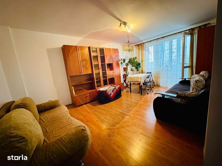 Apartament cu 3 camere de vanzare in zona Craiovita Noua - 3