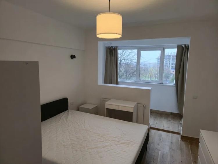 Apartament 2 camere, decomandat, 68 mp, ac, metrou, balcon, Pantelimon - 1