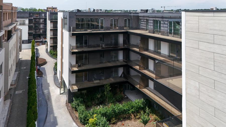 3 CAMERE - IANCU NICOLAE - PISCINA - LANGA PADUREA BANEASA - COMISION 0% - 15