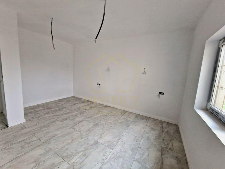 Duplex spatios cu 5 camere | Mosnita Noua - 8
