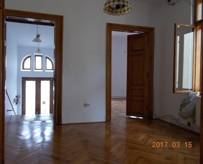 Ultracentral,Cismigiu, Stirbei Voda, vila interbelica,gradina, 7 camere, D+P/1+M - 1