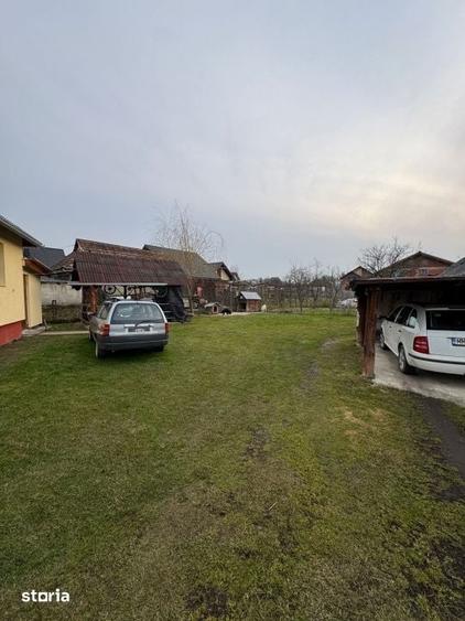 Casă cu 3 camere decomandat cu Teren 800 Mp în Central