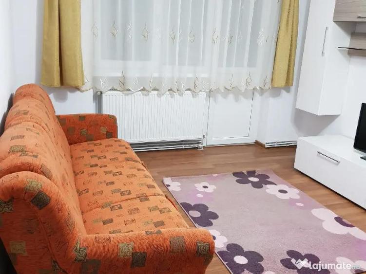 Inchiriez apartament 2 camere in Deva, etaj 3, mobilat, Al. Pacii - 18