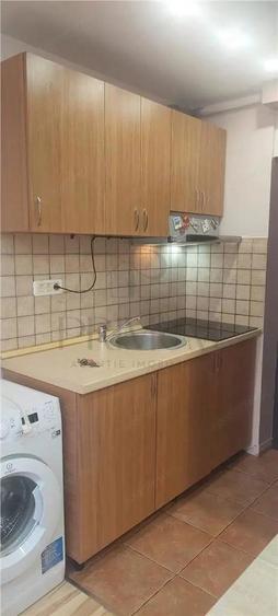 Garsoniera Renovata - Etaj Intermediar - Bloc Anvelopat - Zona Dambovita - 4