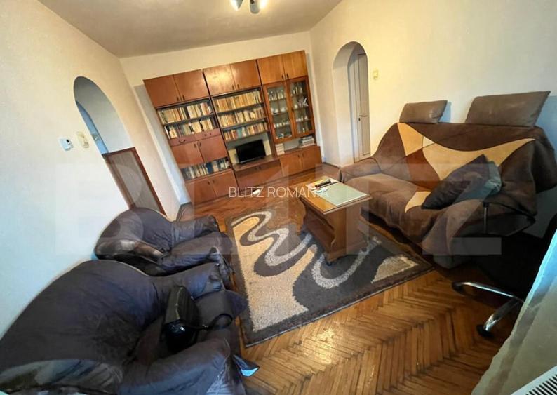 ???? Apartament de vanzare, cu 3 camere, 54 mp, zona Aleea T