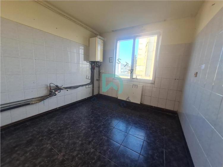 Garsoniera  Astra, decomandata,  Brasov - 1